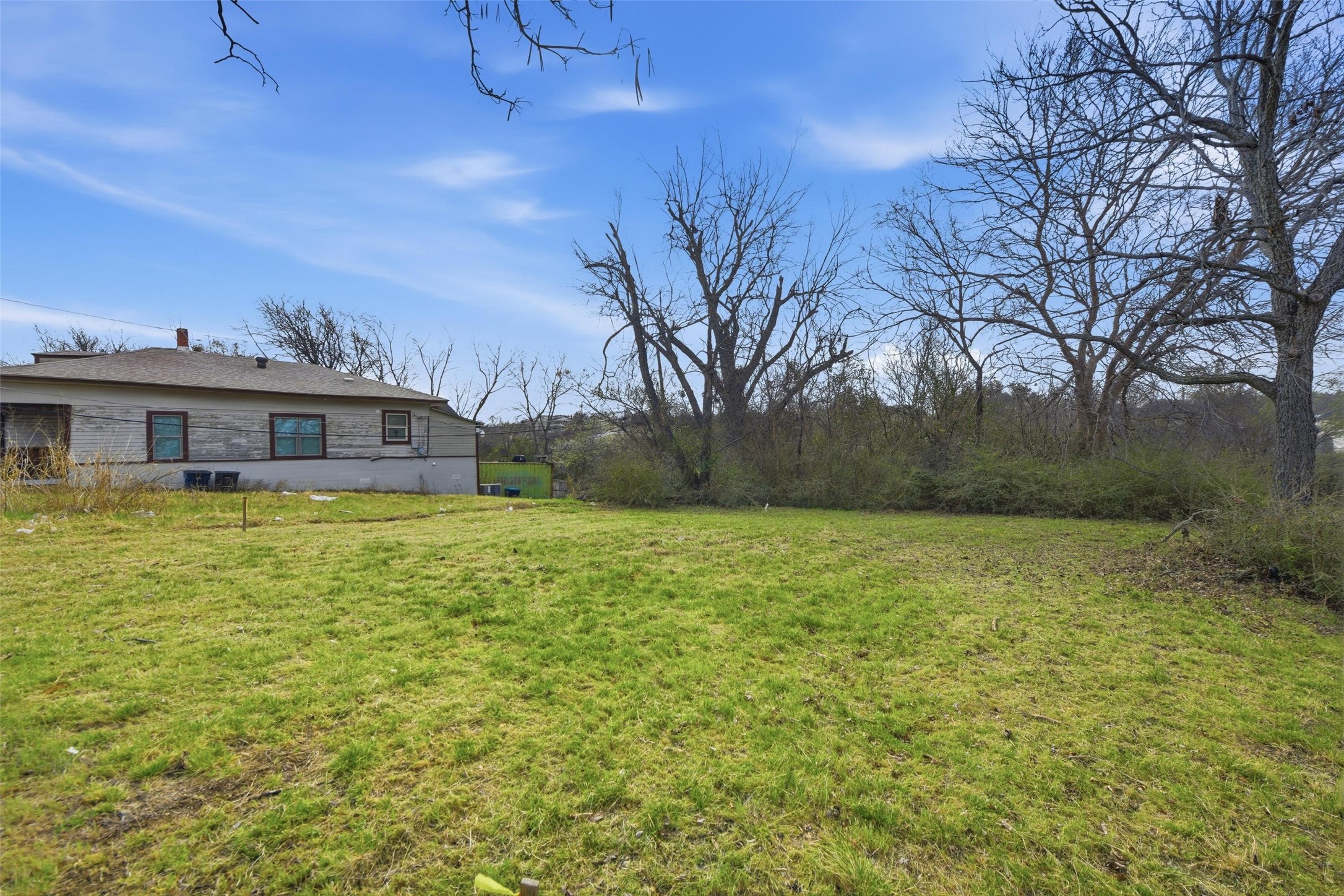 1060 E Oleander Street Fort Worth TX 76104