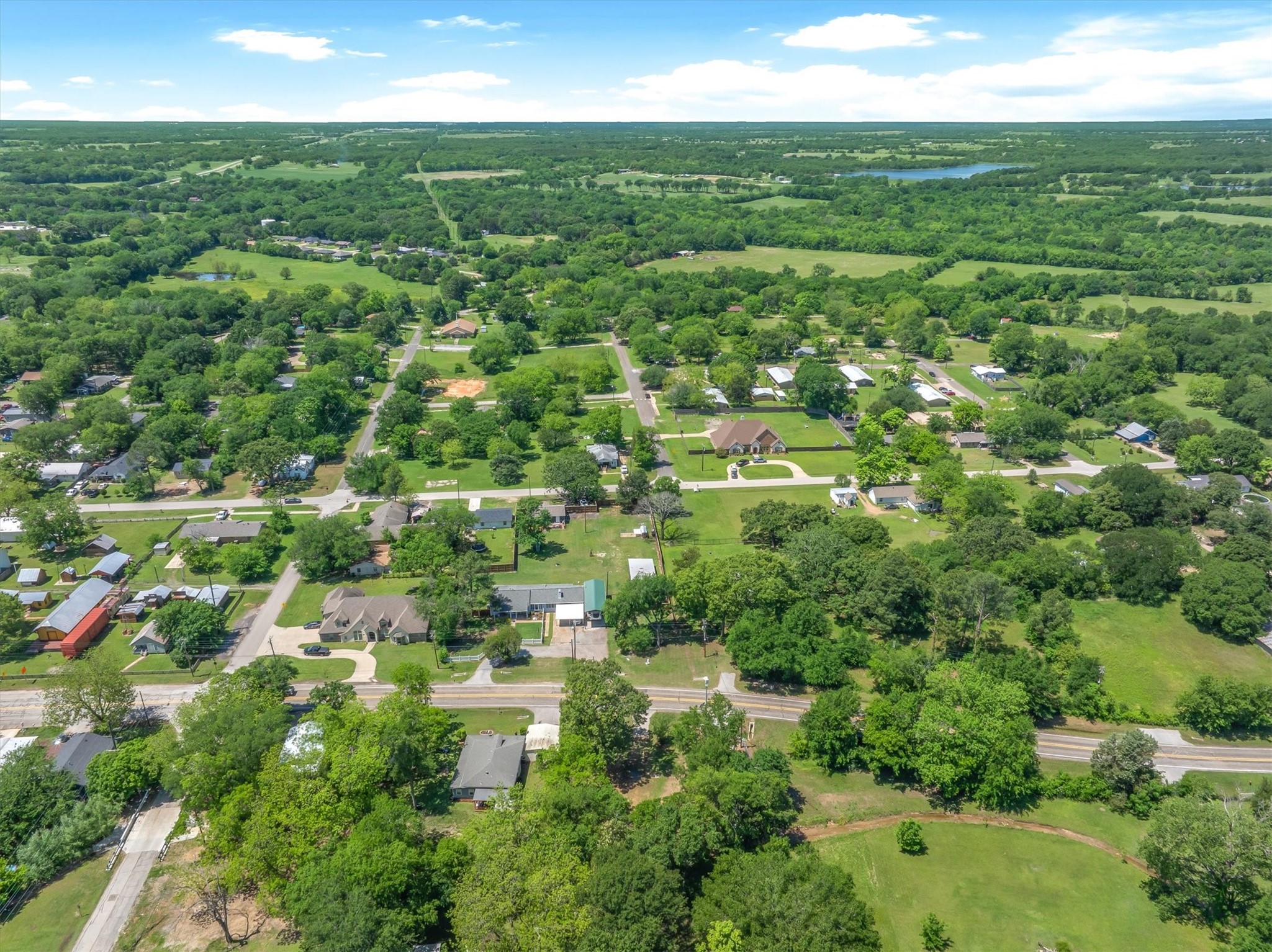 402 N Houston Street Edgewood TX 75117