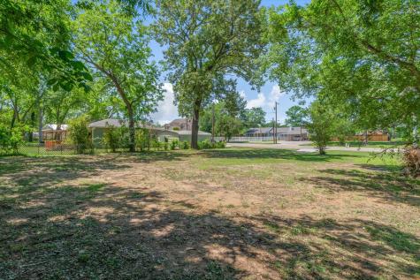 402 N Houston Street Edgewood TX 75117
