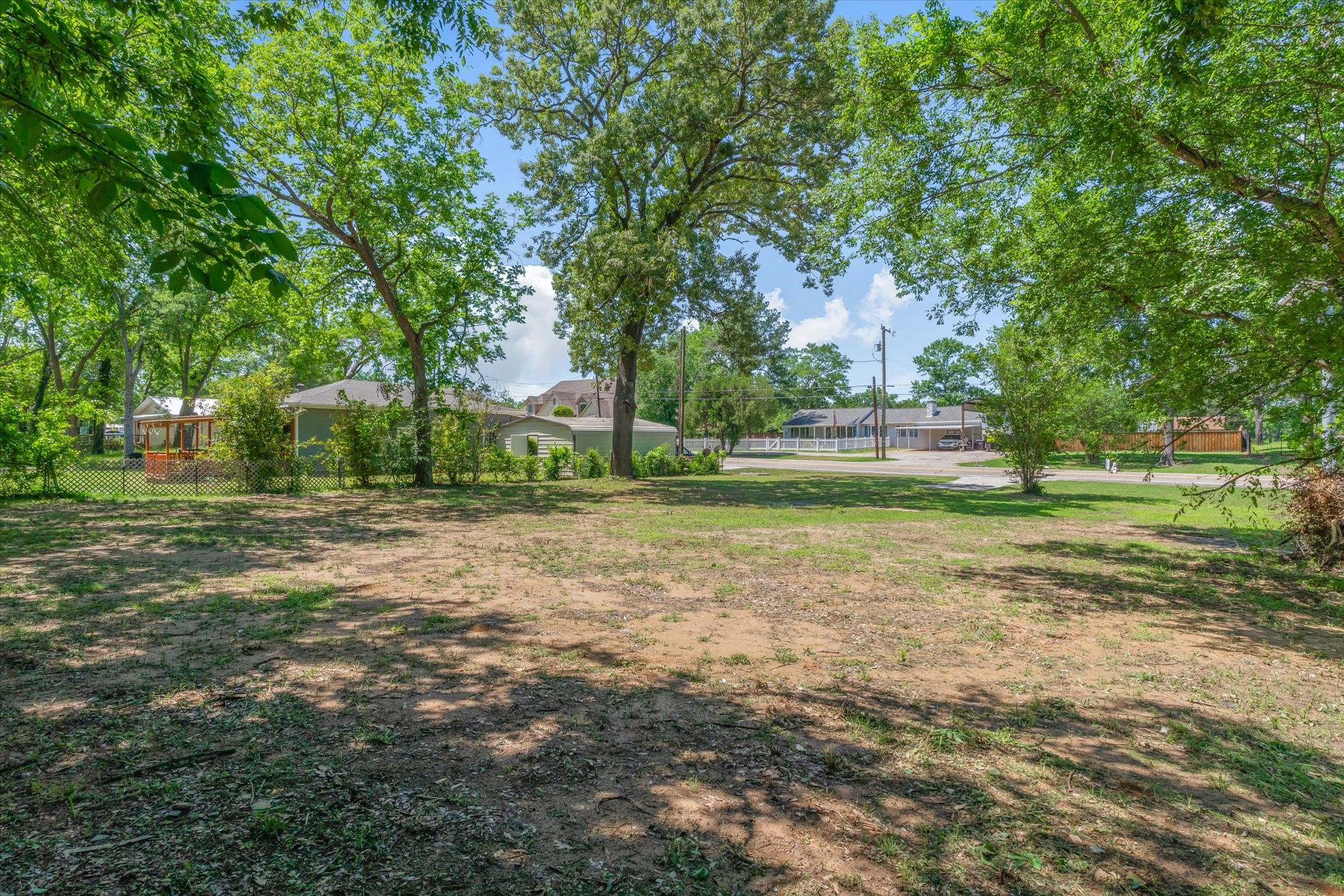 402 N Houston Street Edgewood TX 75117