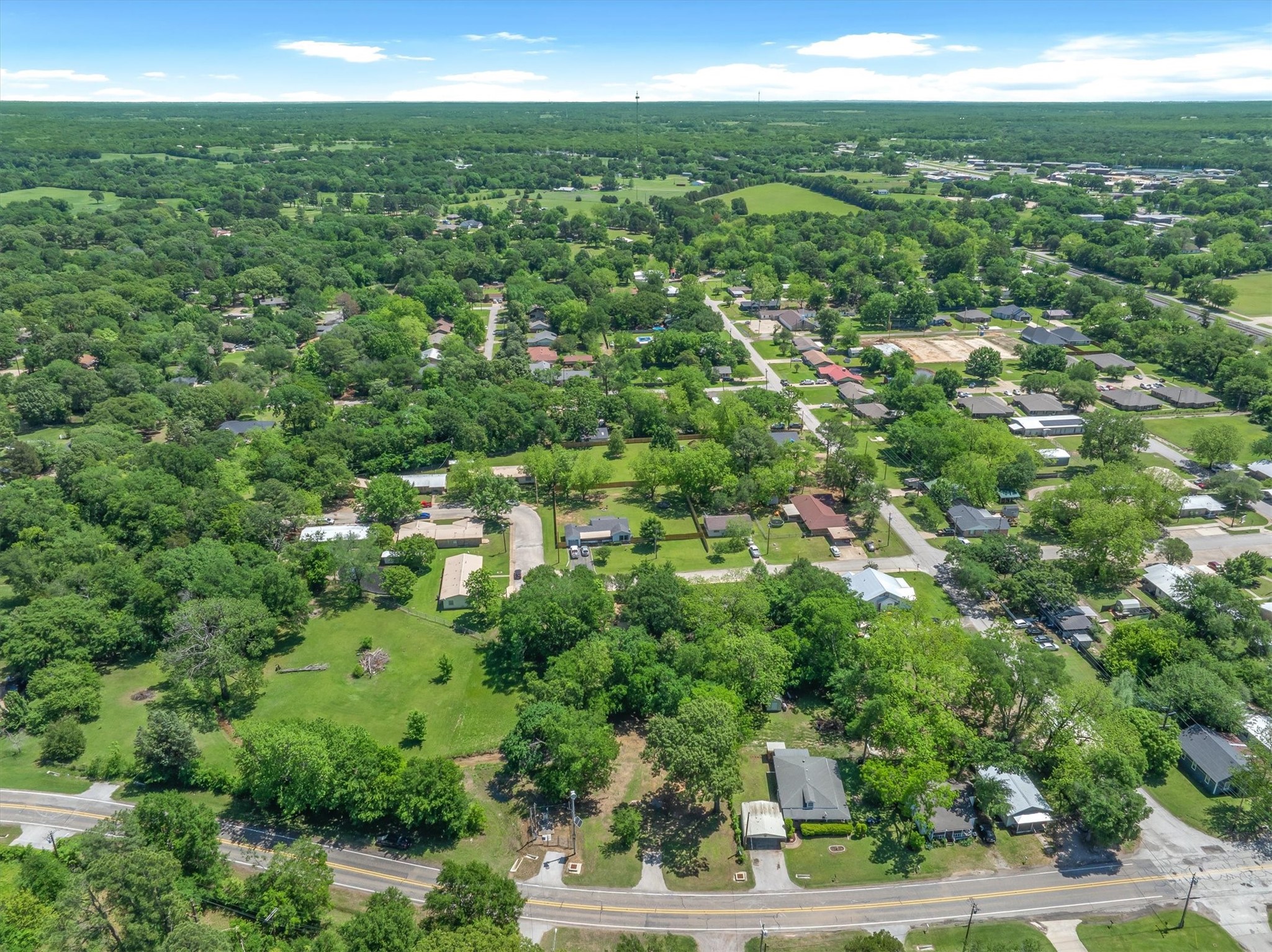 402 N Houston Street Edgewood TX 75117