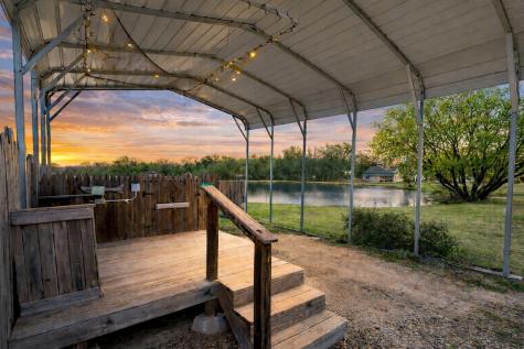 433 Holiday Village Drive Quitman TX 75783