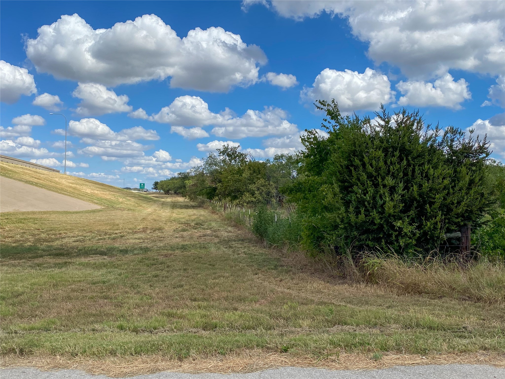 1700 Don Lee Road Cleburne TX 76058