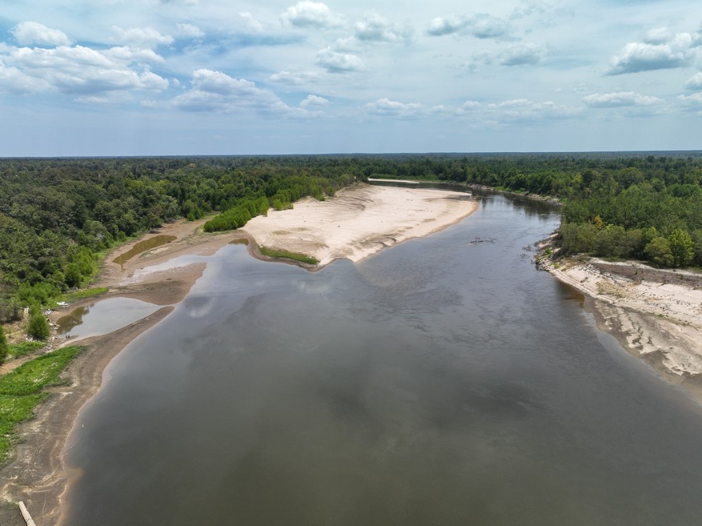 1 County Road 4085 Newton TX 75928