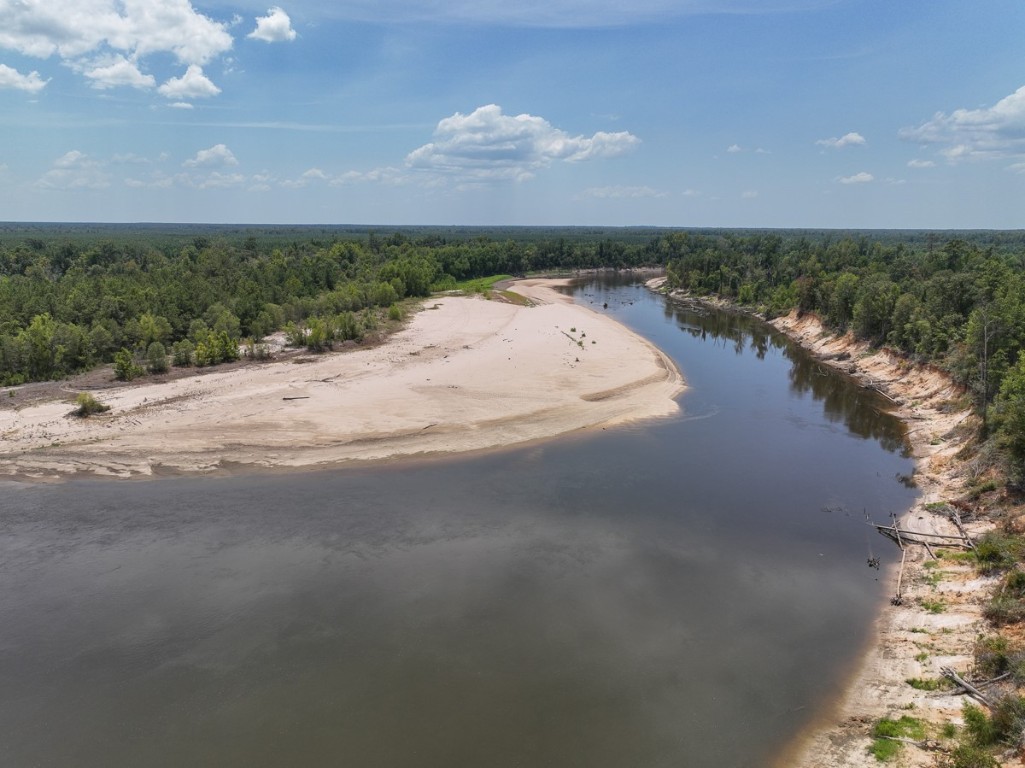 1 County Road 4085 Newton TX 75928