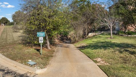 1240 Autumn Oaks Circle China Spring TX 76633