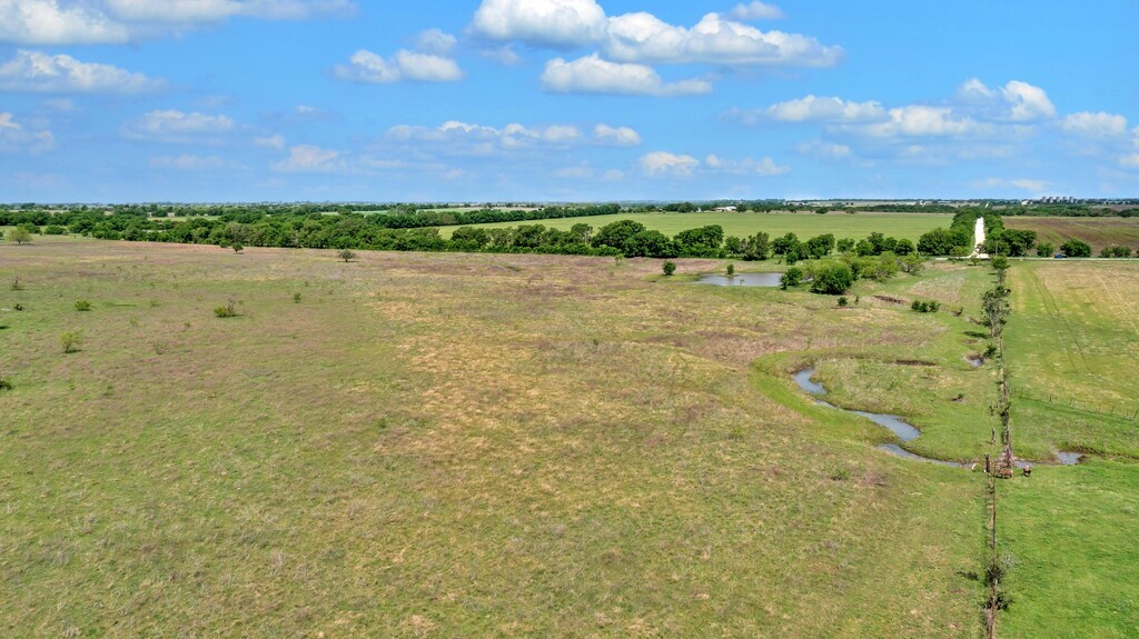 898 County Road 3220 Clifton TX 76634