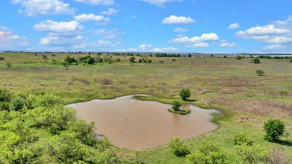 898 County Road 3220 Clifton TX 76634