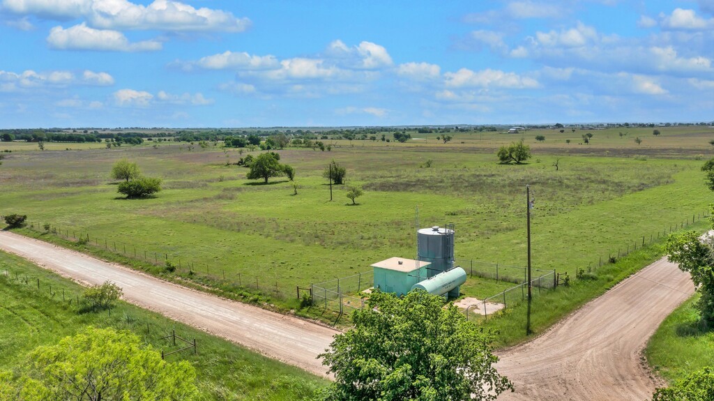 898 County Road 3220 Clifton TX 76634