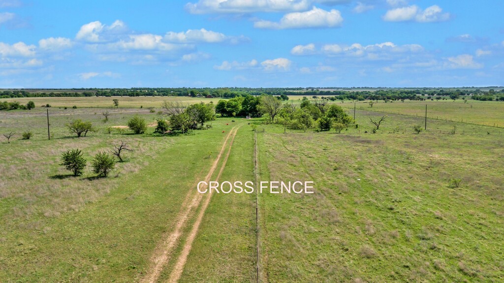 898 County Road 3220 Clifton TX 76634