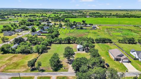 4612 Elementary Drive Southmayd TX 76273