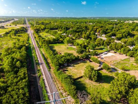 4614 Kolloch Drive Dallas TX 75216