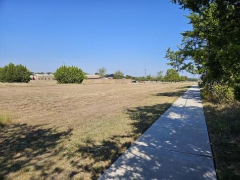 1000 S Joe Wilson Road Cedar Hill TX 75104