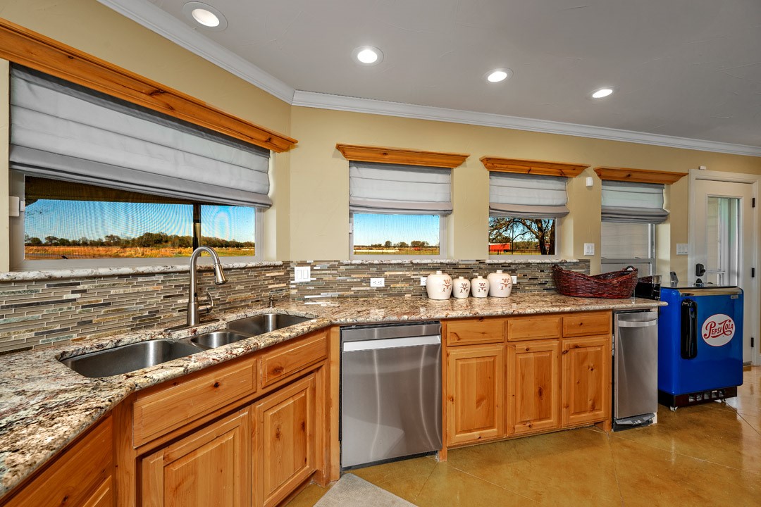 103 Hyde Lake Road Bennington OK 74723
