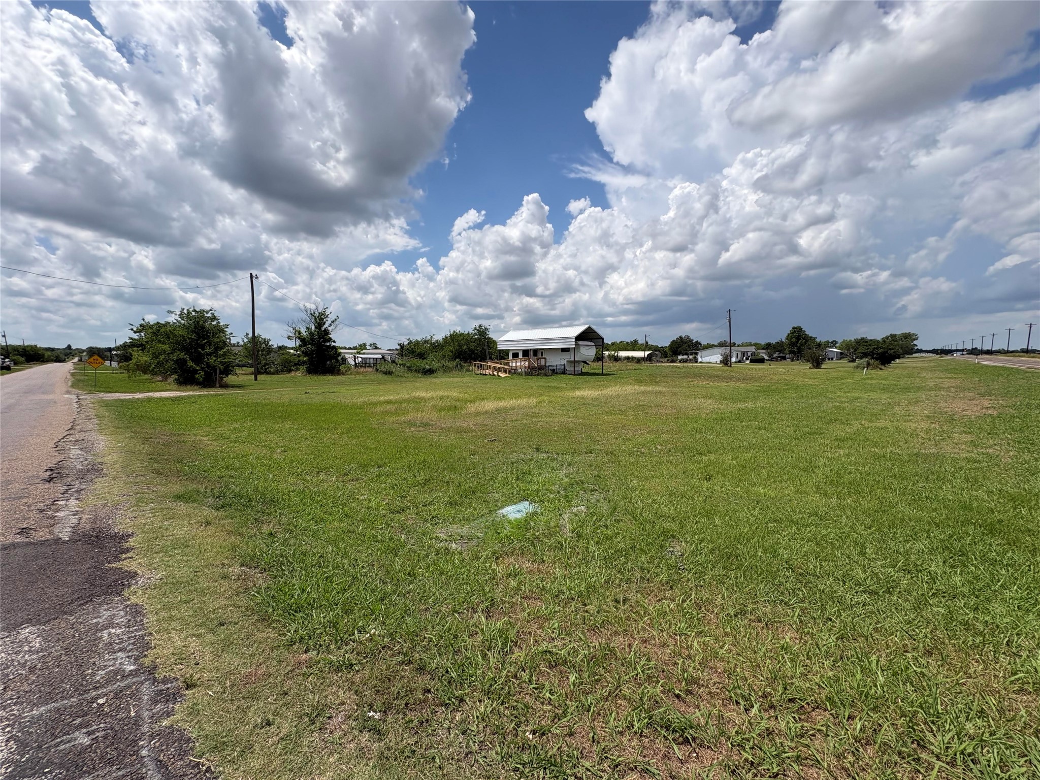 7200 Fm 2728 Terrell TX 75161