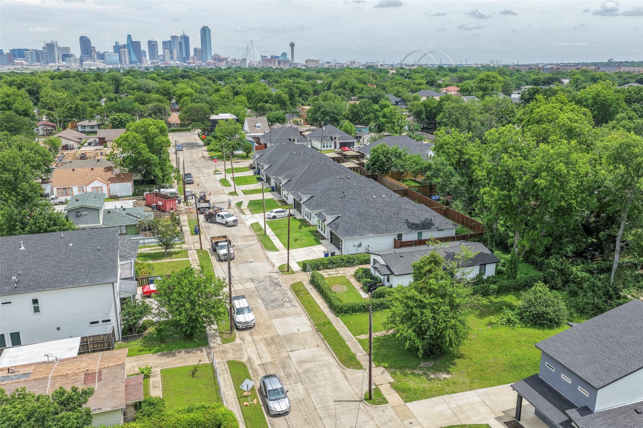 1726 Kraft Street Dallas TX 75212