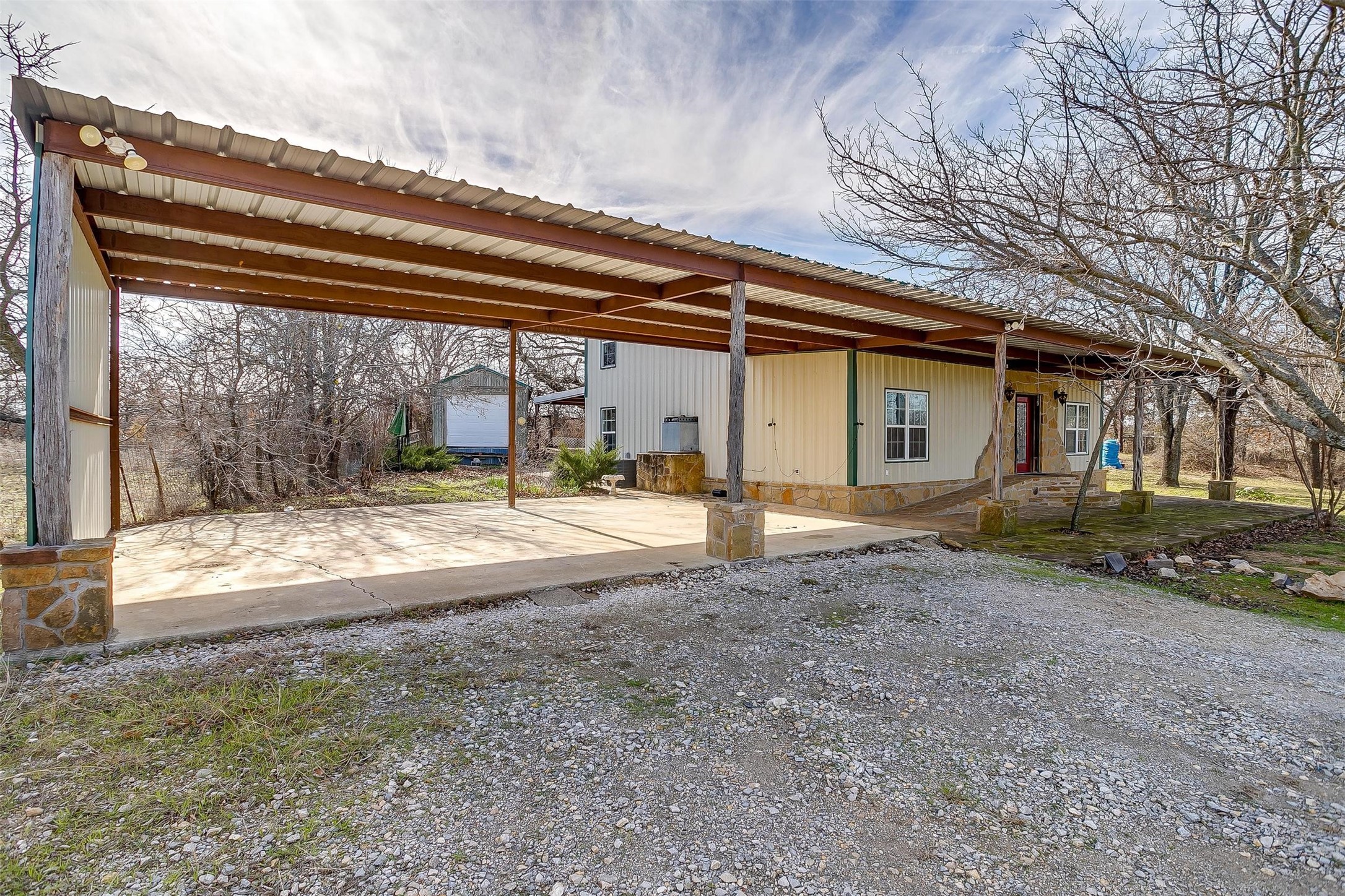 2040 Erwin Road Poolville TX 76487