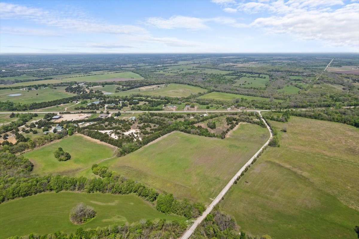 9585 State Highway 121 Trenton TX 75490
