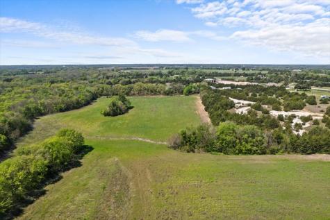 9585 State Highway 121 Trenton TX 75490