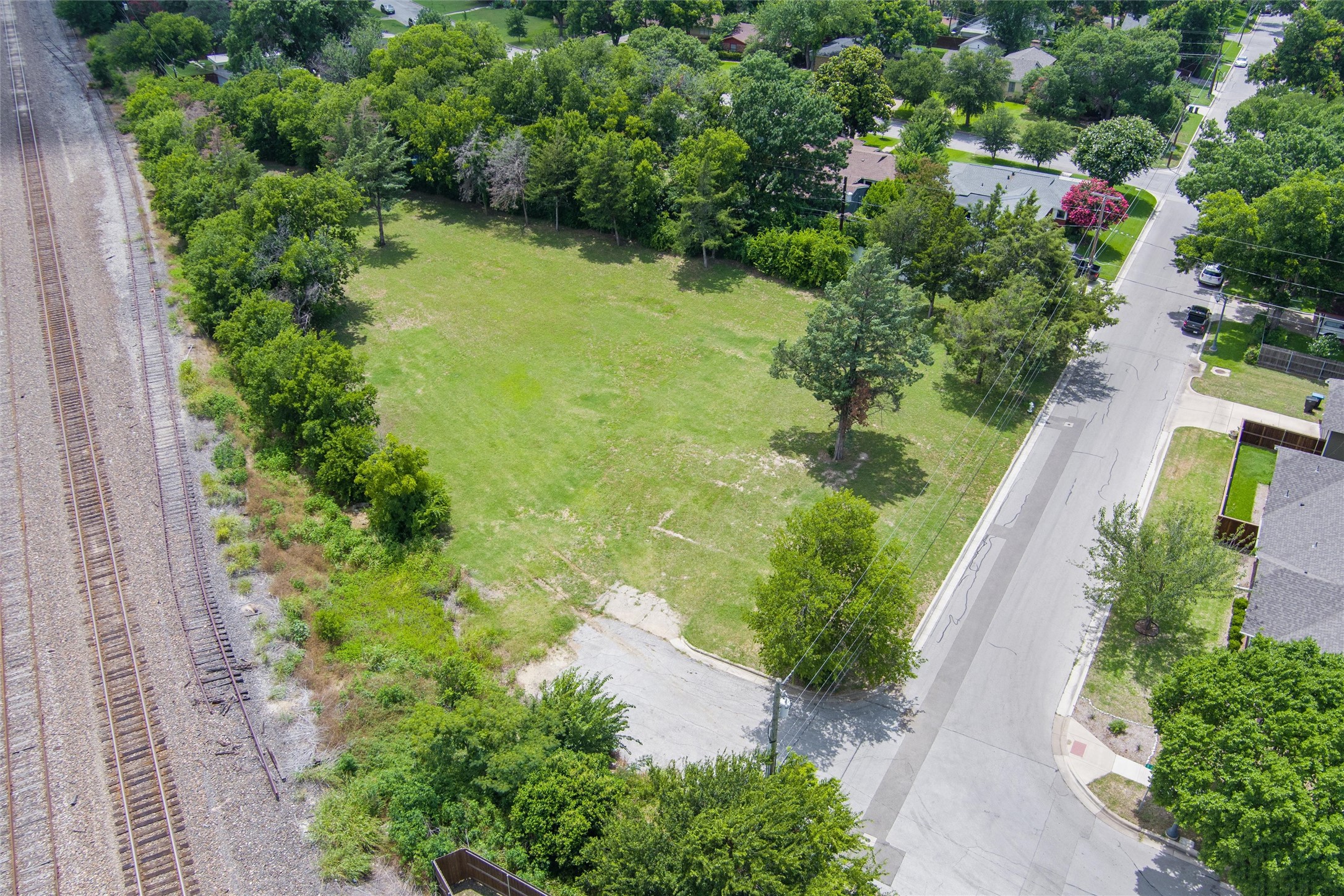 Tbd Lot 1r W Lowden Street Fort Worth TX 76110