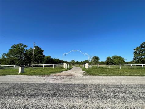 000 Rs County Road 3345 Emory TX 75440
