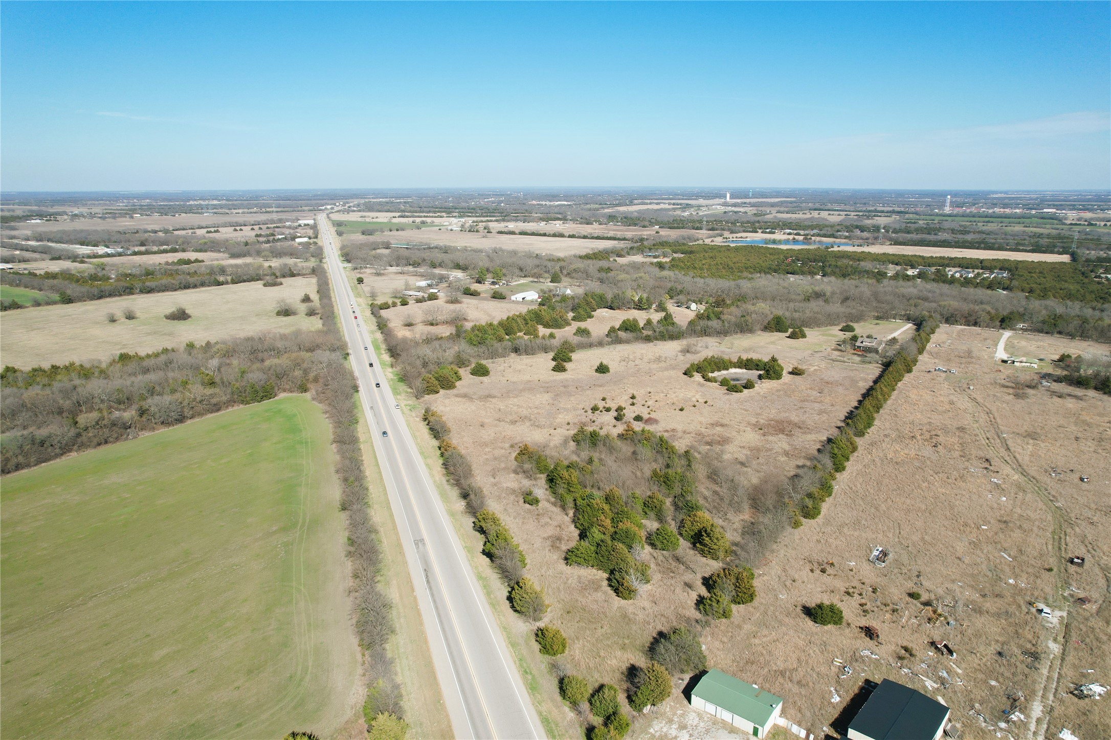 0000 Highway 121 Trenton TX 75490