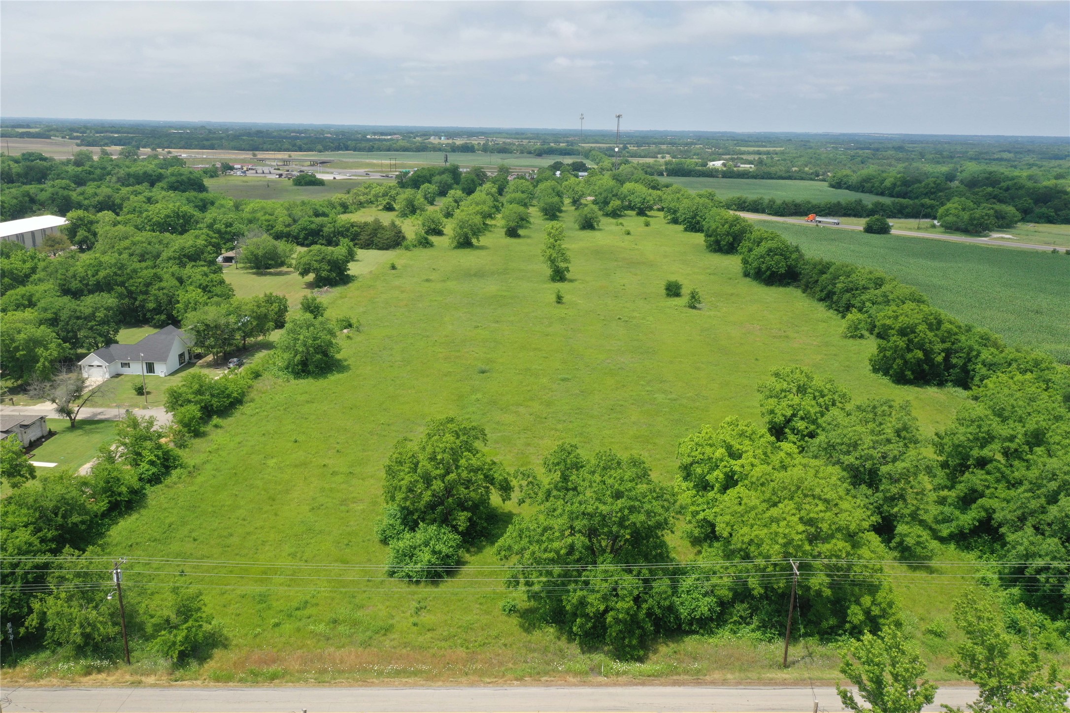29.366 Ac South Side Highway 69 Trenton TX 75490