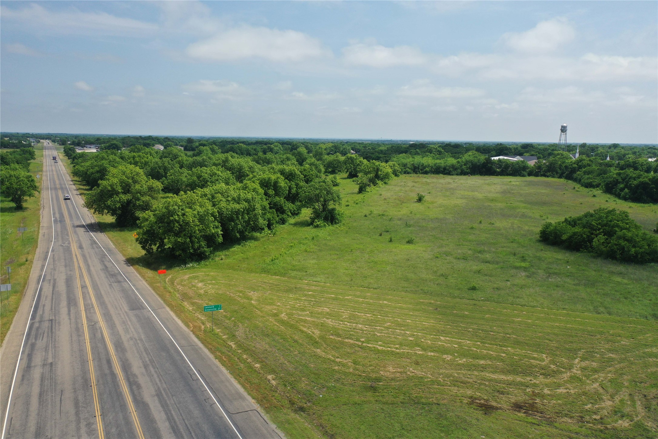 29.366 Ac South Side Highway 69 Trenton TX 75490
