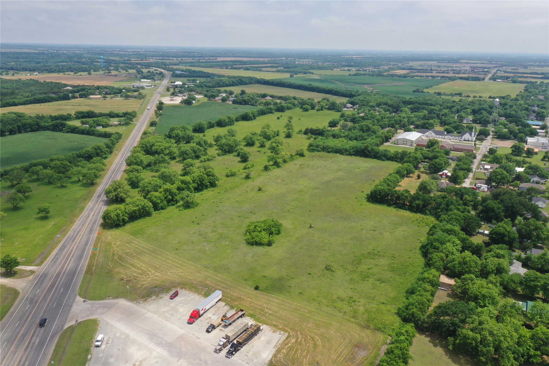 29.366 Ac South Side Highway 69 Trenton TX 75490