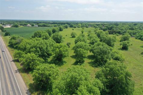 29.366 Ac South Side Highway 69 Trenton TX 75490