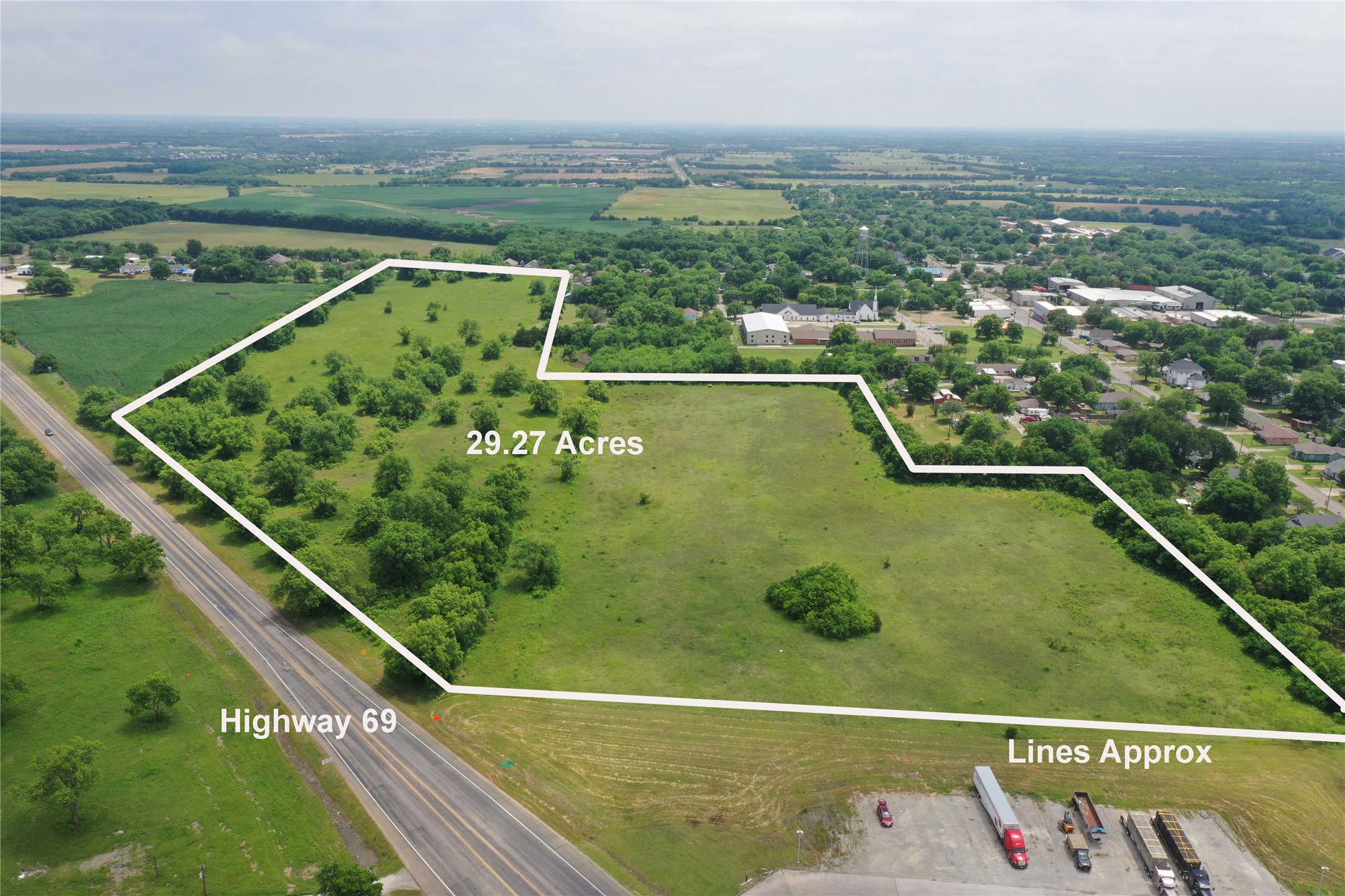 29.366 Ac South Side Highway 69 Trenton TX 75490