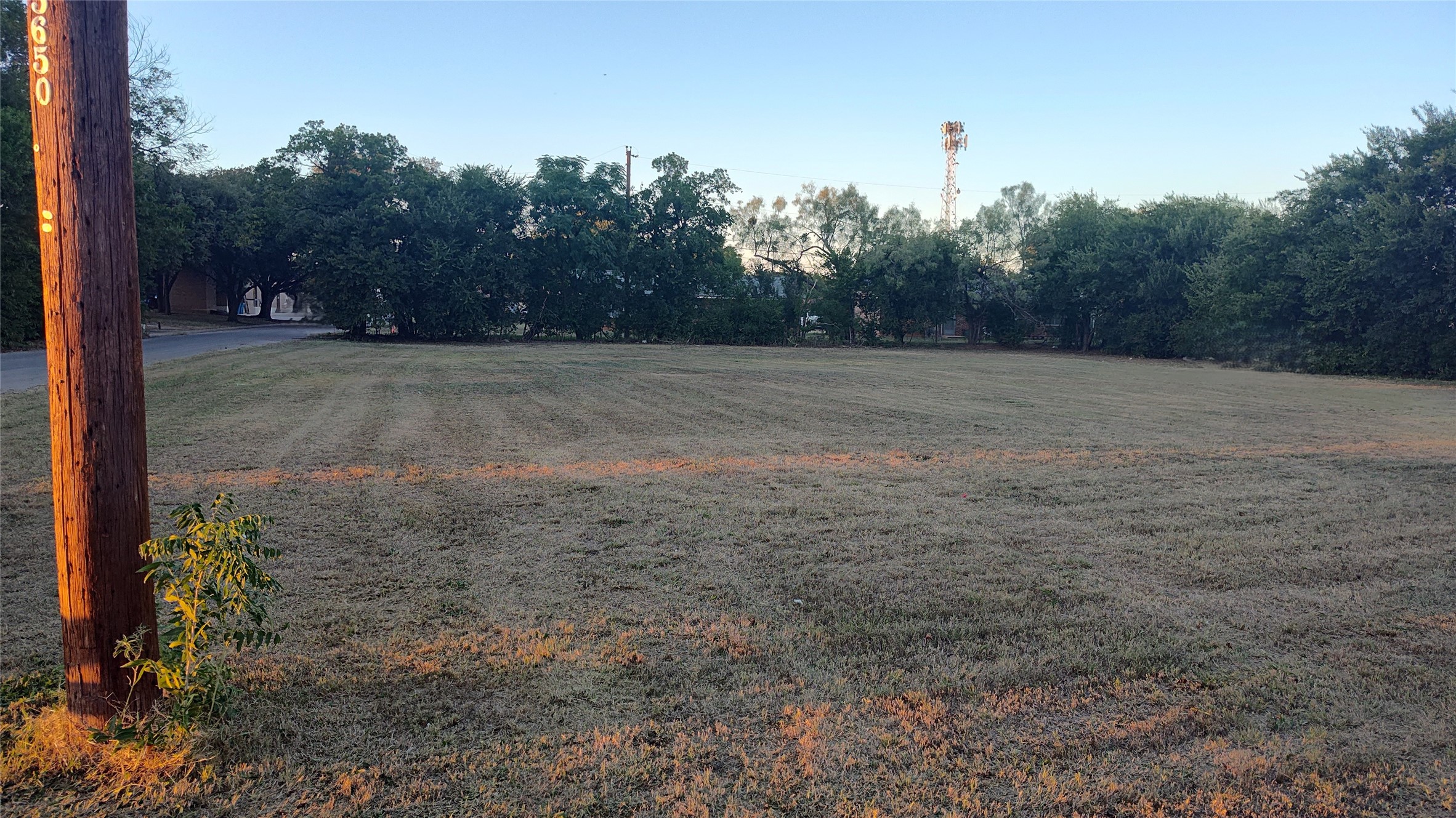 200 E Willis Street Winters TX 79567