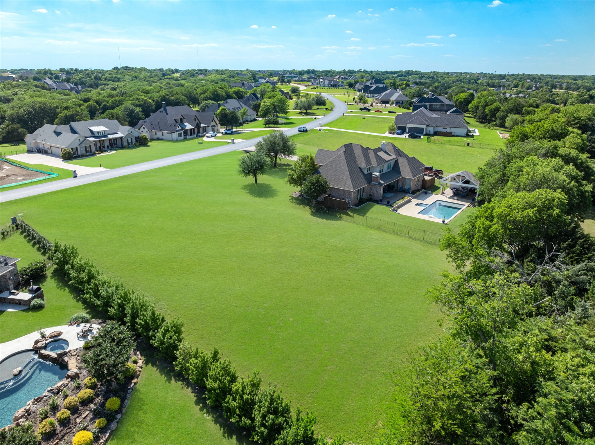 G7 Waterstone Estates Drive Mckinney TX 75071