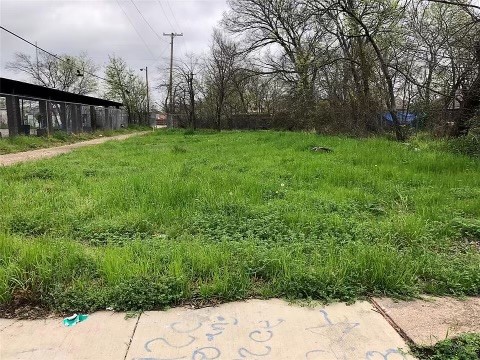 3016 Myrtle Street Dallas TX 75215