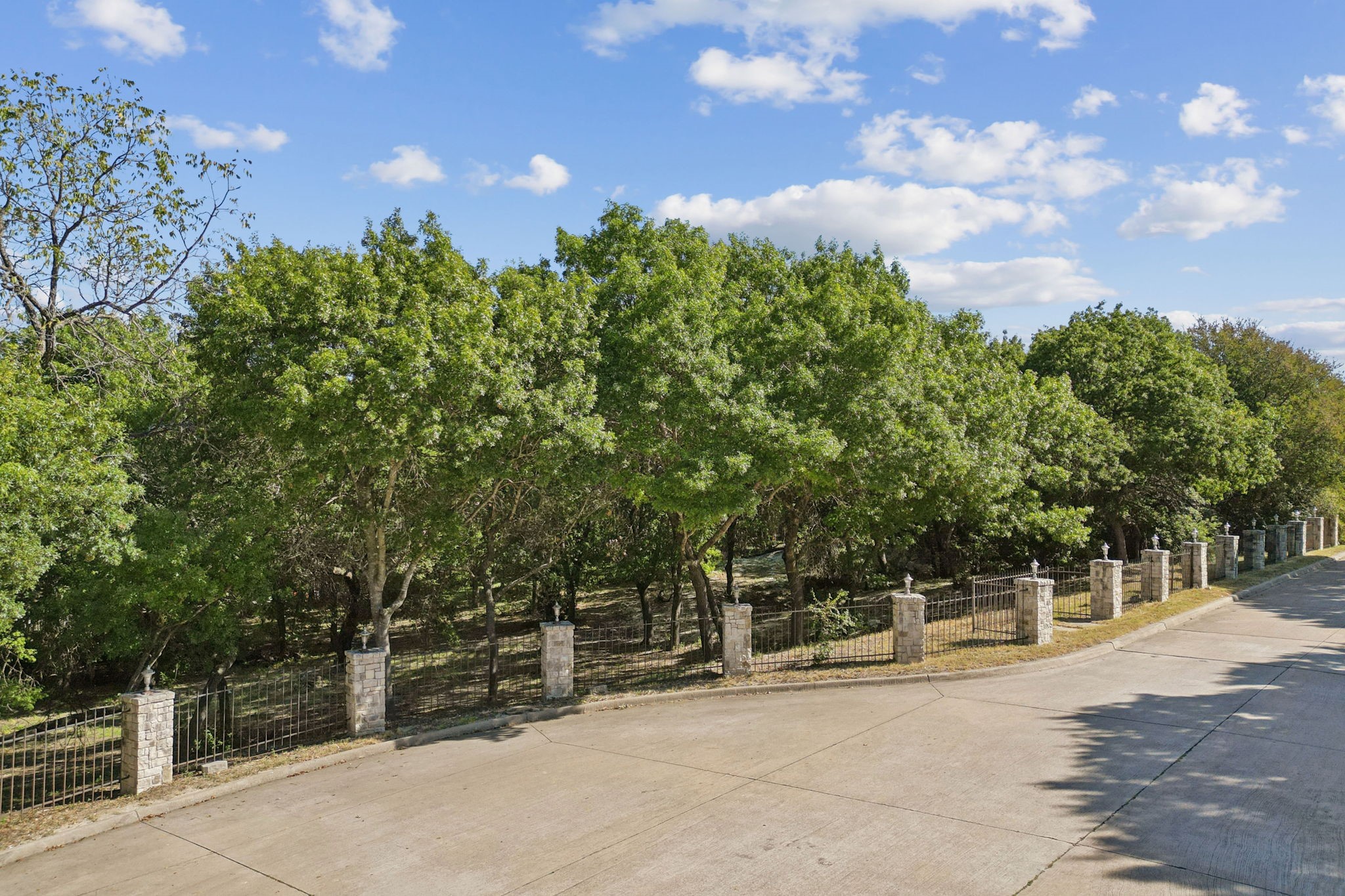 811 Shady Brook Lane Fairview TX 75069