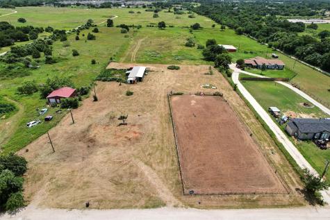 617 Arrowhead Lane Burleson TX 76028