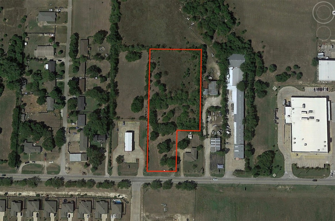 1113 S Hampton Road Desoto TX 75115