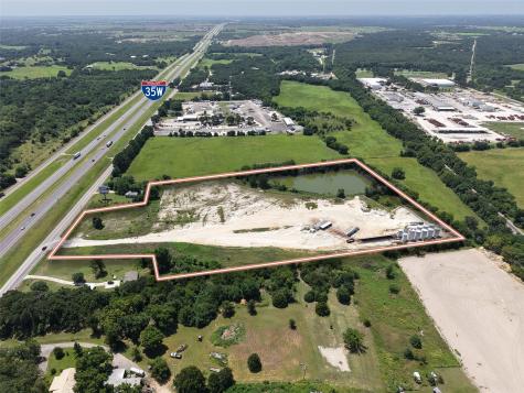 7924 Interstate 35 Alvarado TX 76009