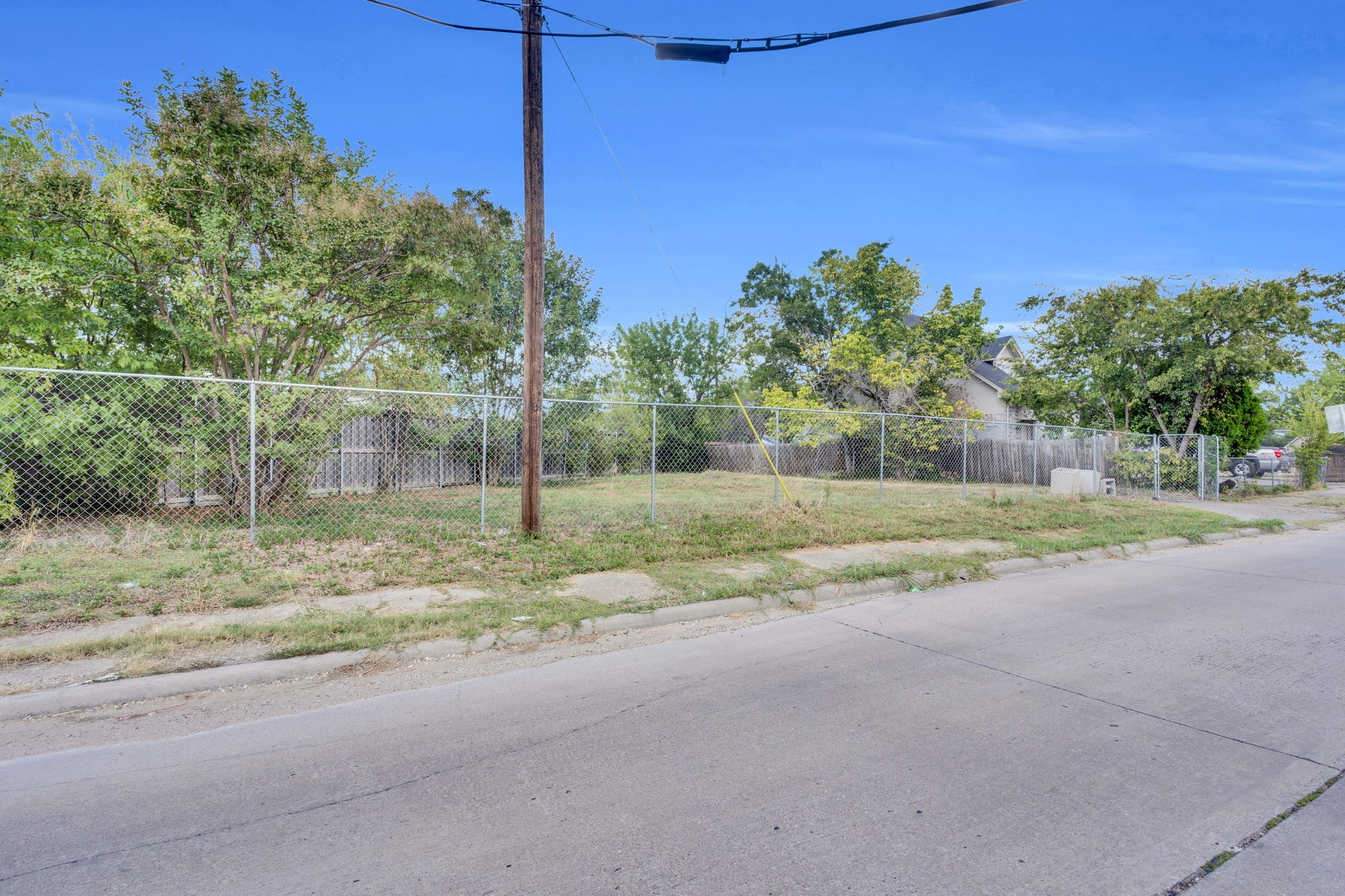 3519 Weisenberger Drive Dallas TX 75212