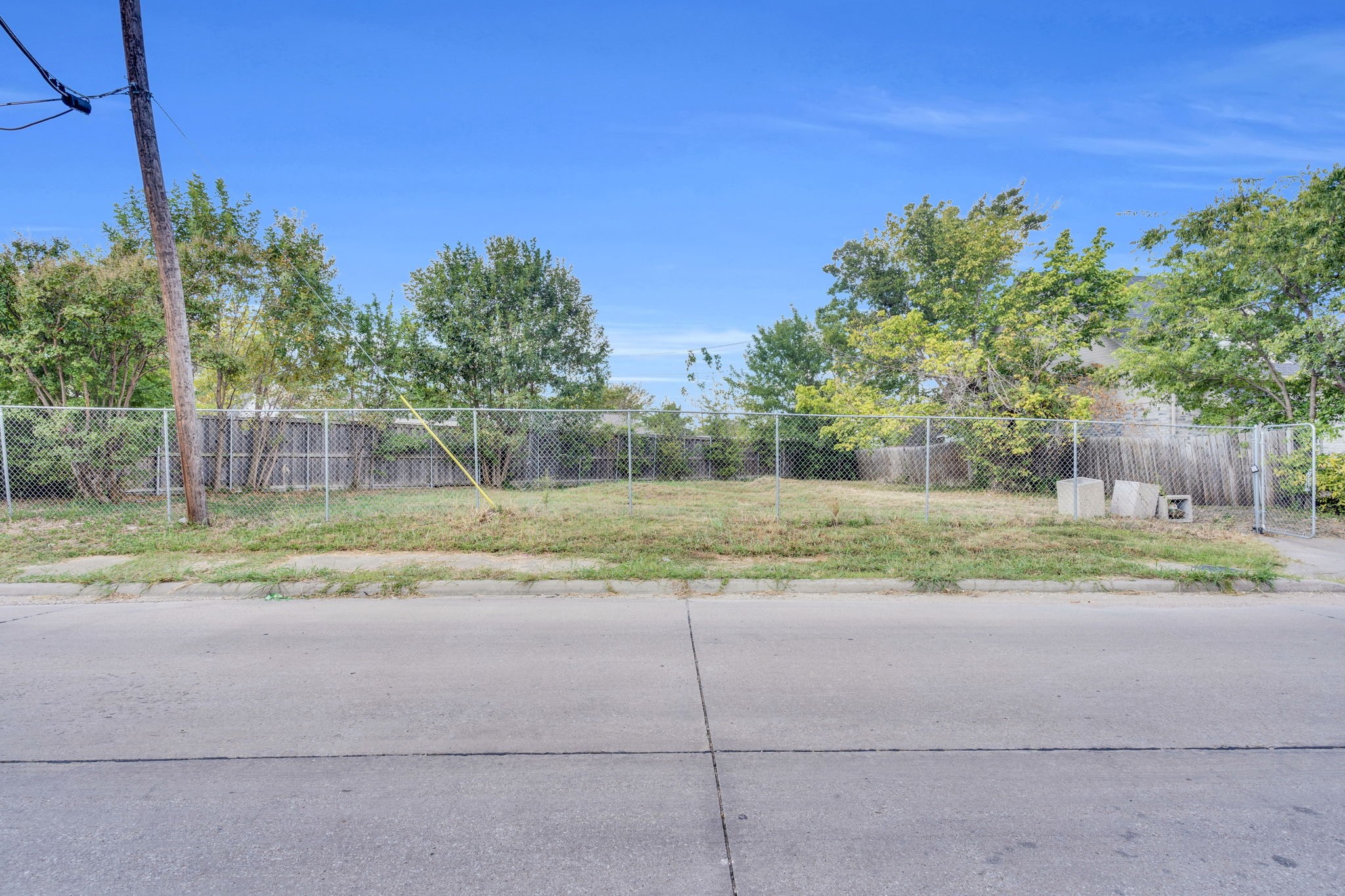 3519 Weisenberger Drive Dallas TX 75212