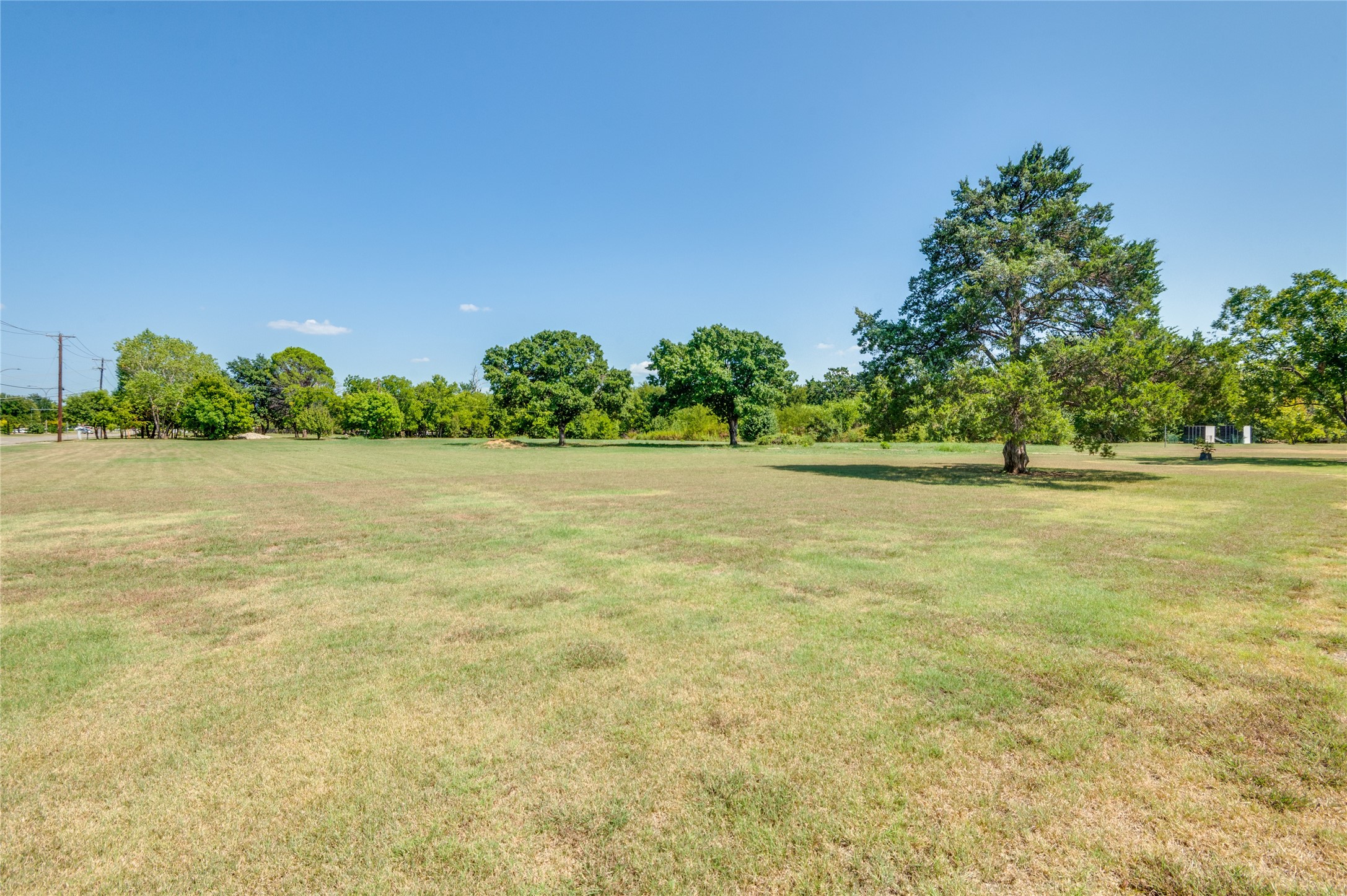 2120 W Sublett Road Arlington TX 76017