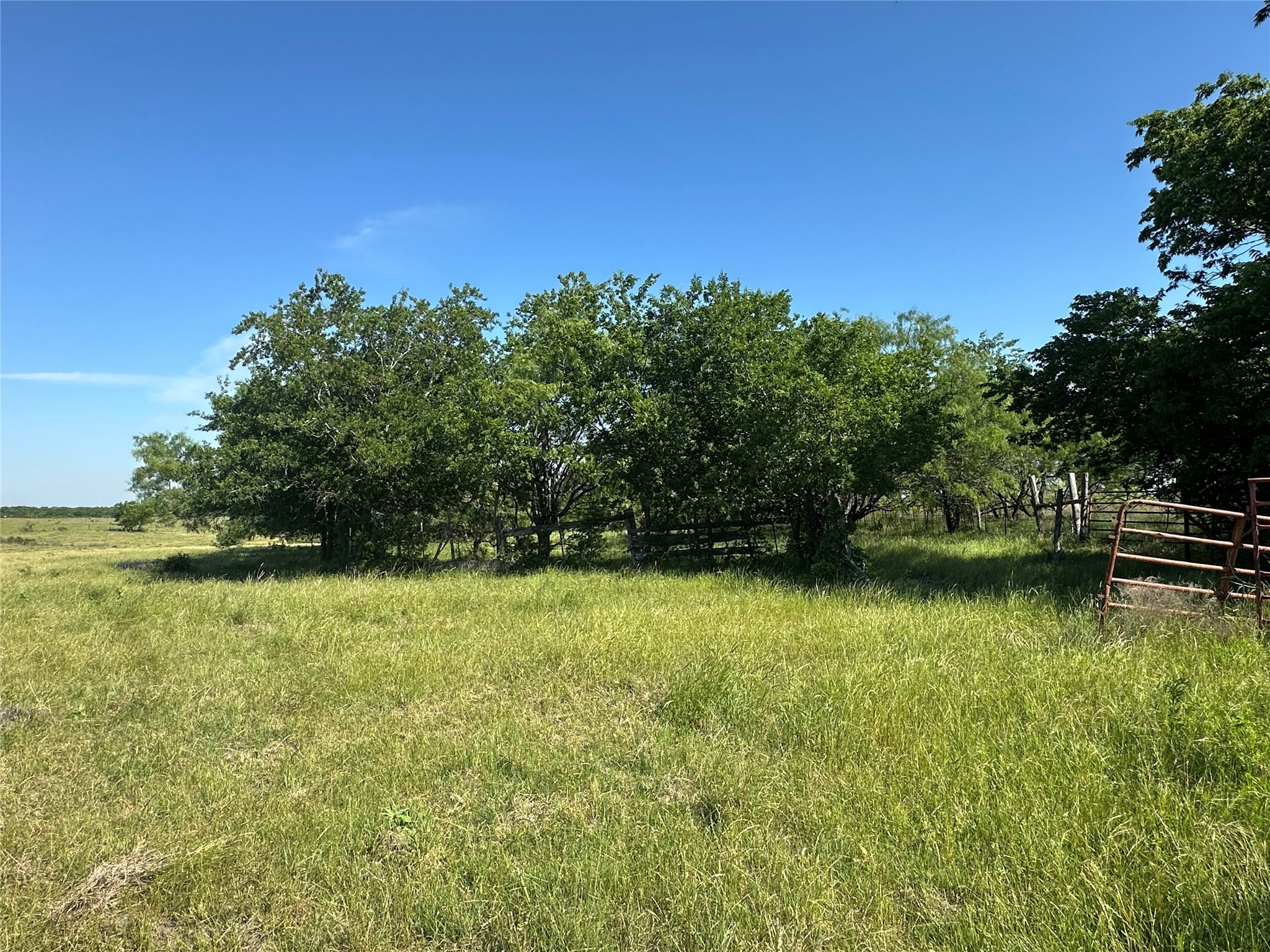 682 Somers Axtell TX 76624