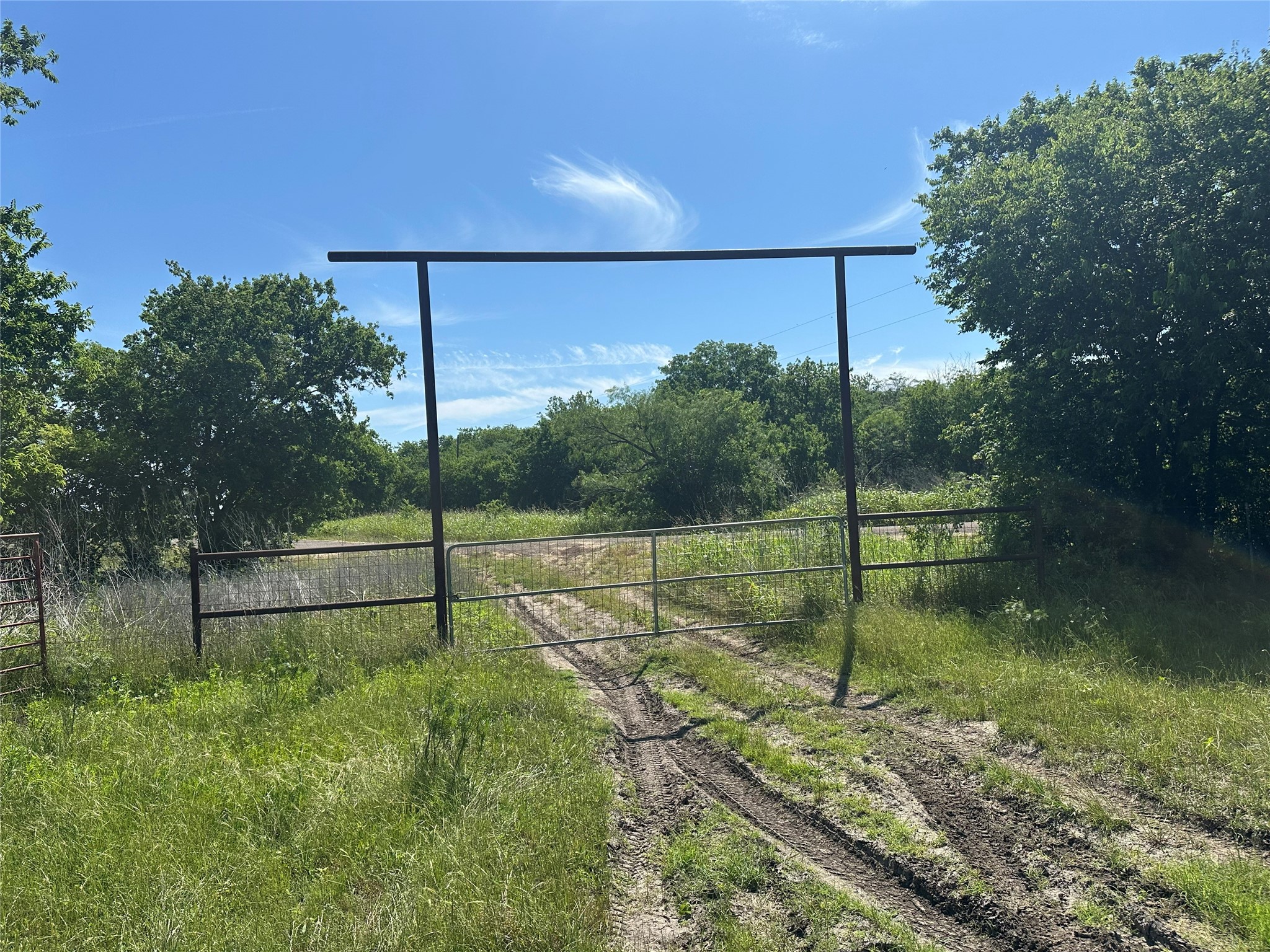 682 Somers Axtell TX 76624