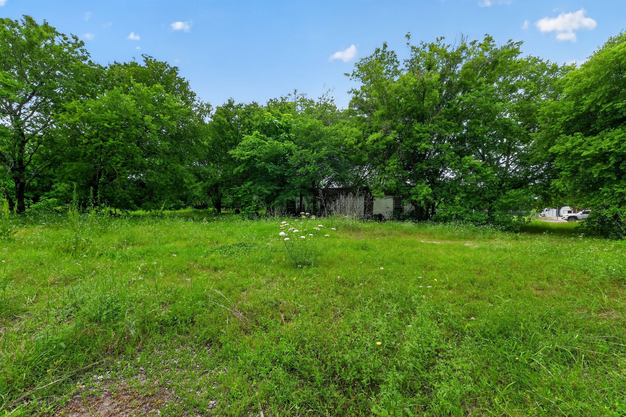 4002 Curry Road Arlington TX 76001