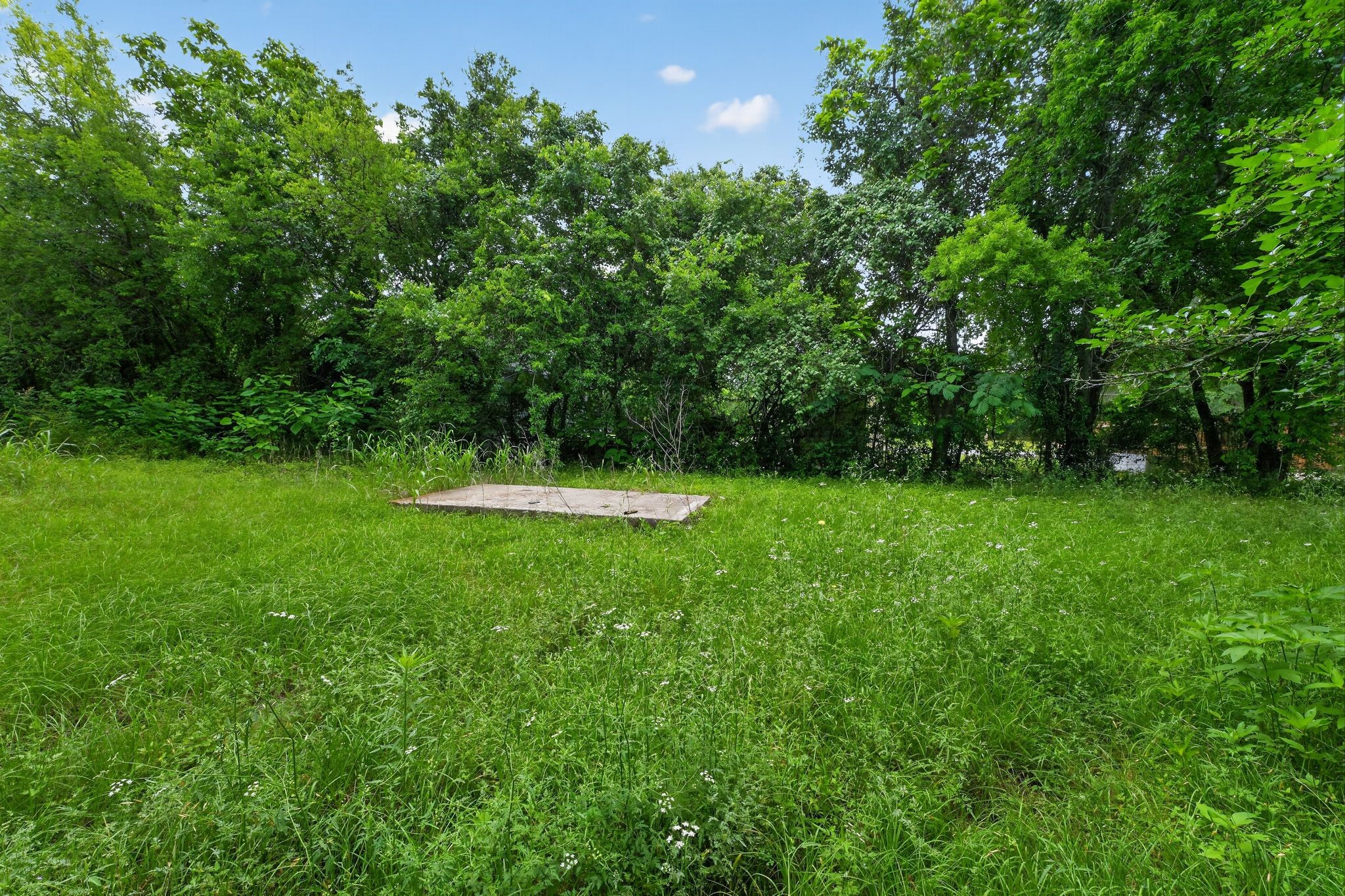 4002 Curry Road Arlington TX 76001