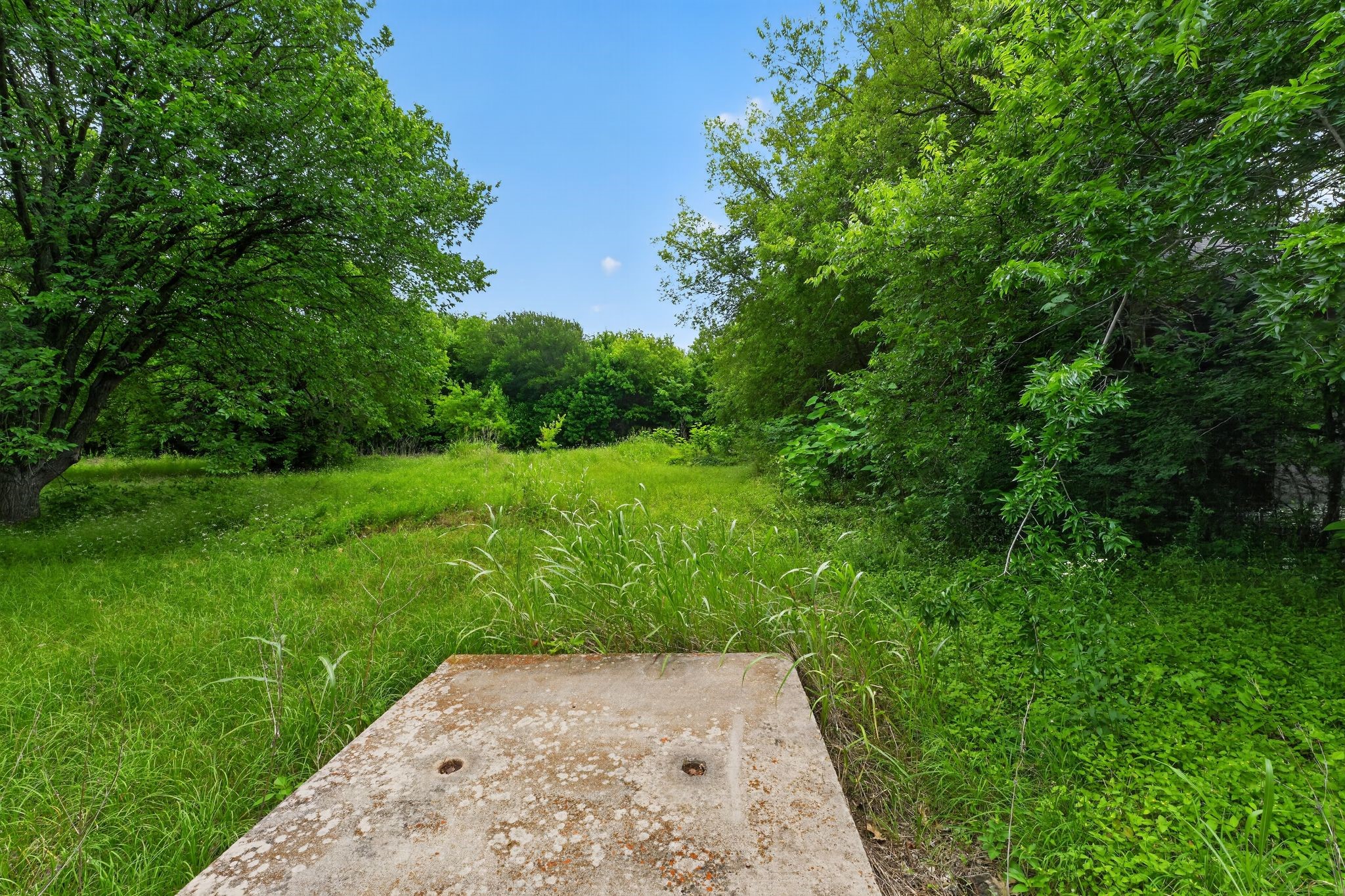 4002 Curry Road Arlington TX 76001