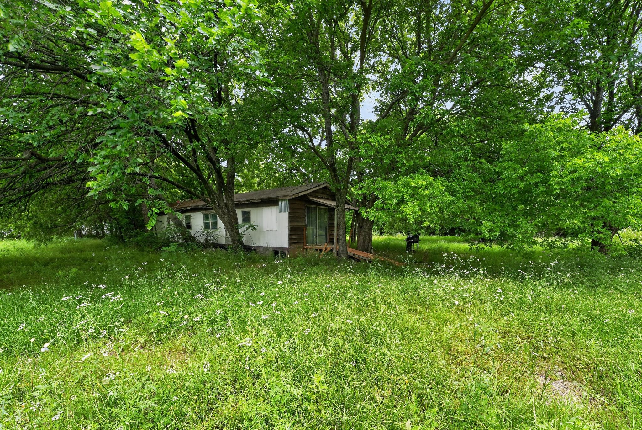 4002 Curry Road Arlington TX 76001