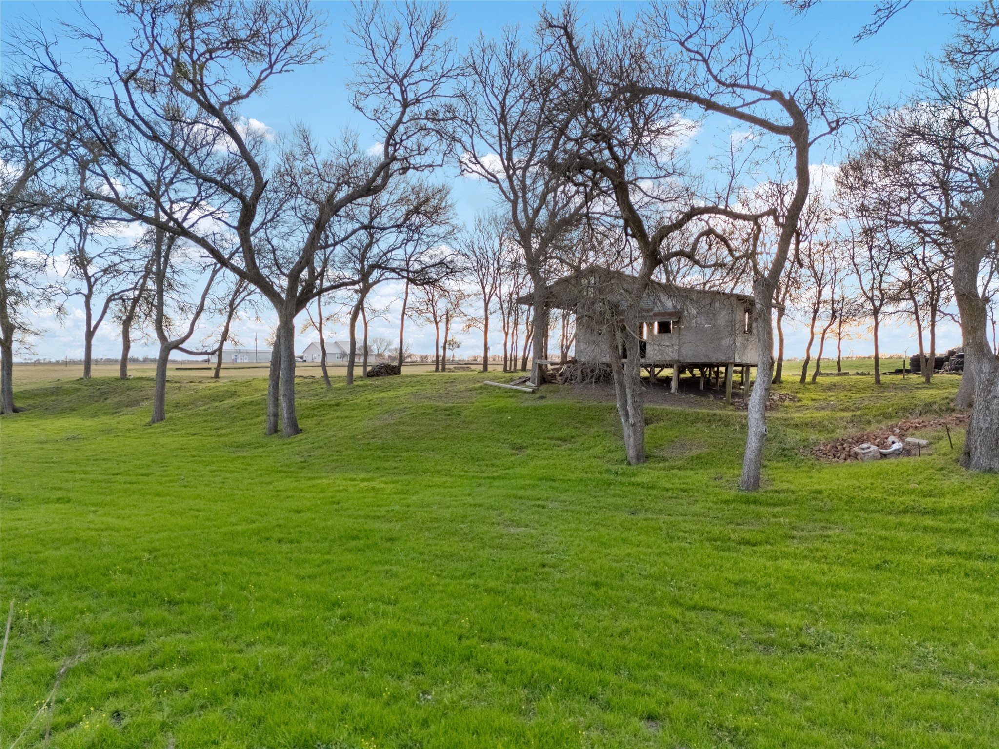 7546 W Highway 164 Mart TX 76664