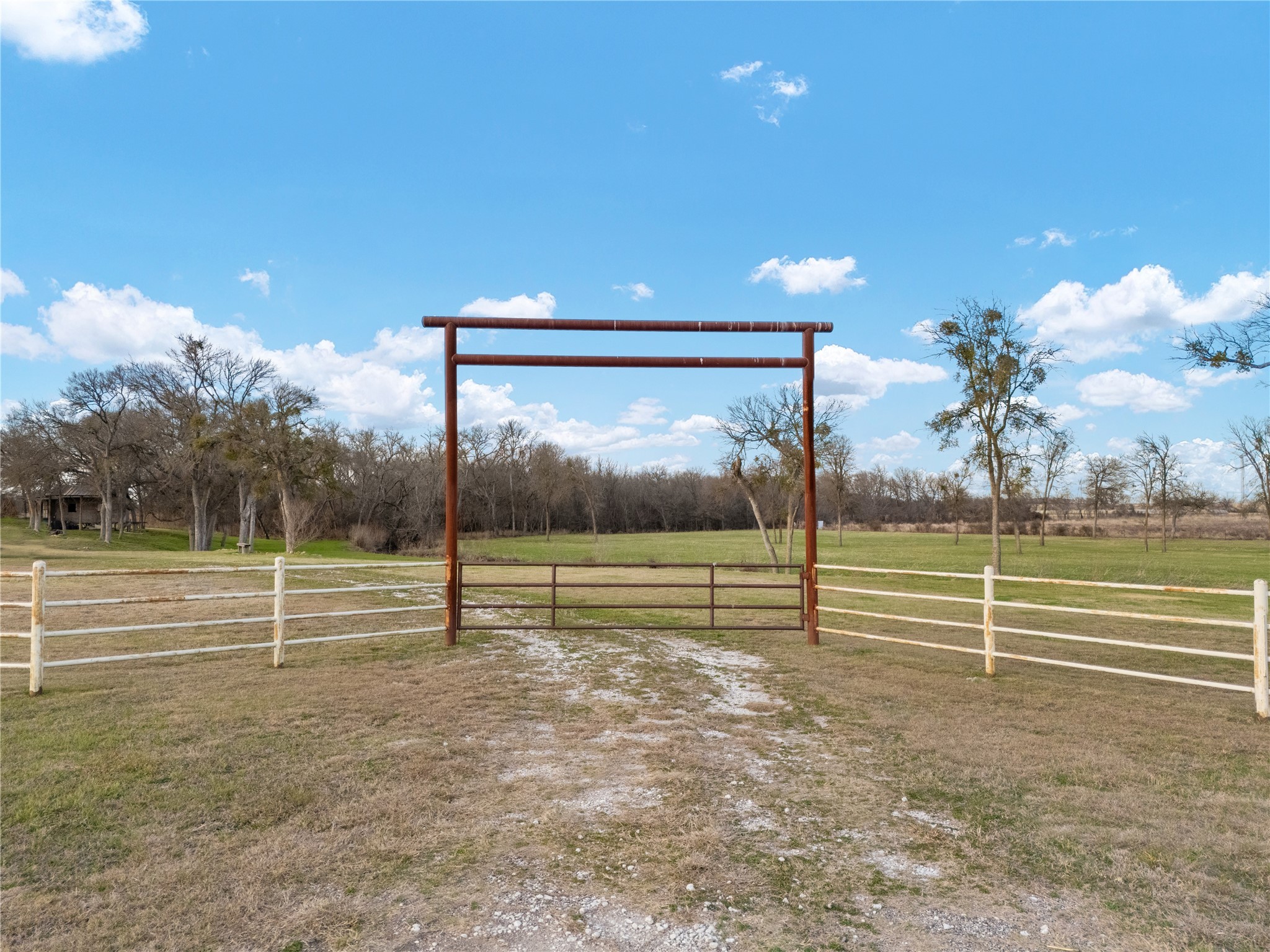 7546 W Highway 164 Mart TX 76664