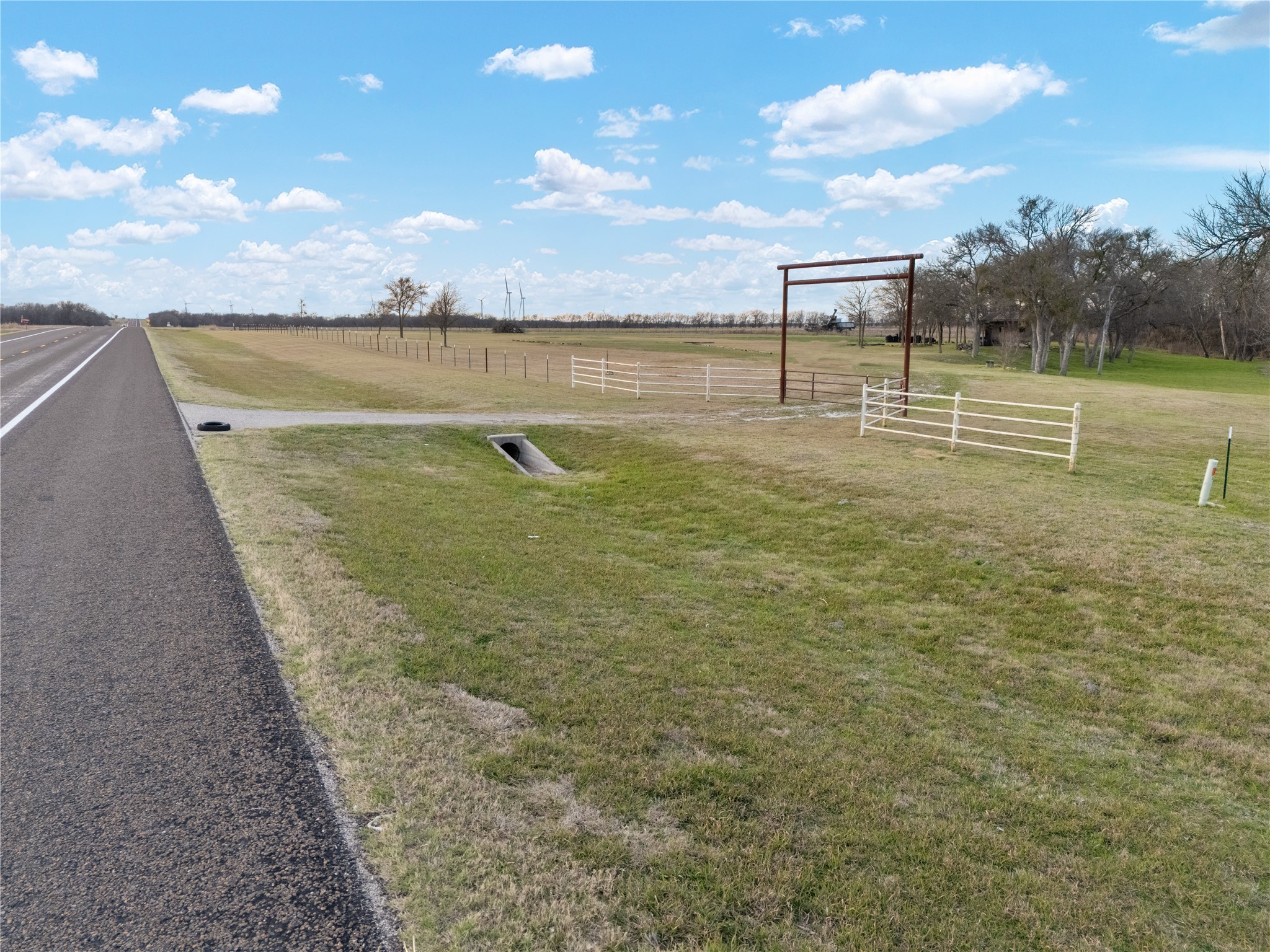 7546 W Highway 164 Mart TX 76664